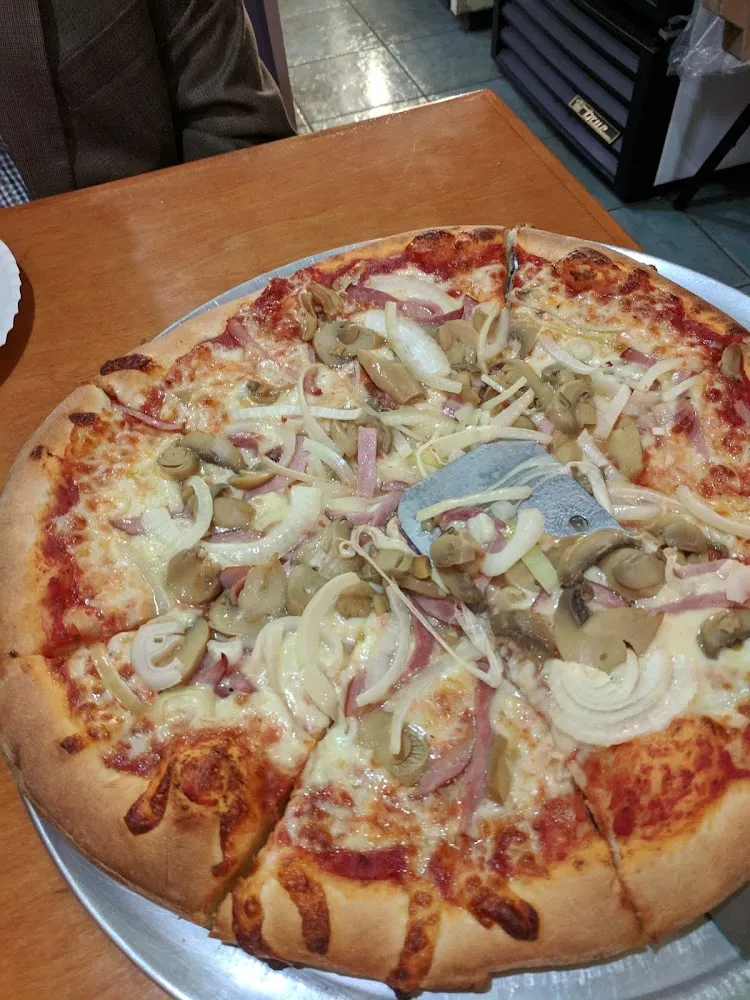 Canadian Ham Mushrooms and Onion Pizza